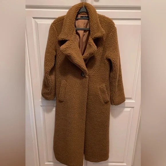 Baci Teddy Bear Coat 🧸 - Picture 1 of 5